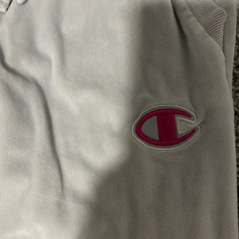 Gray champion, sweatpants